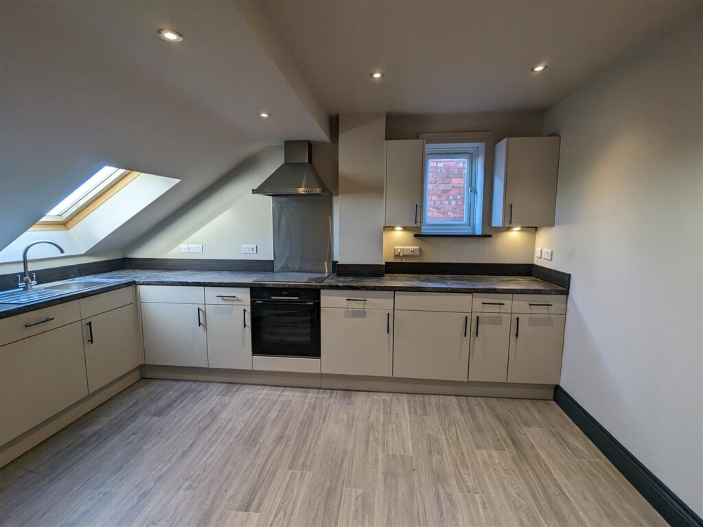 Apartment 5, 840 Woodborough Road, Mapperley, NOTTINGHAM